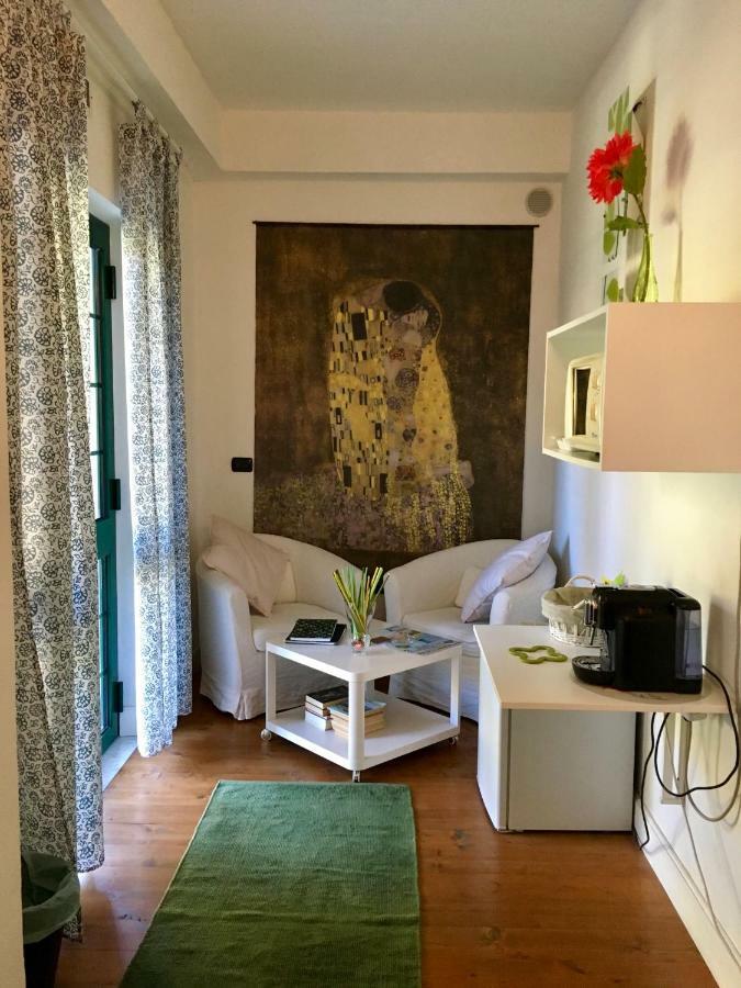 Il Nido Della Rondine Bed and Breakfast Leivi Εξωτερικό φωτογραφία